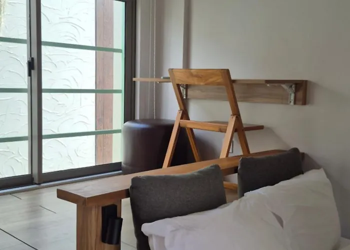 Hom Coliving Bali Hostal *